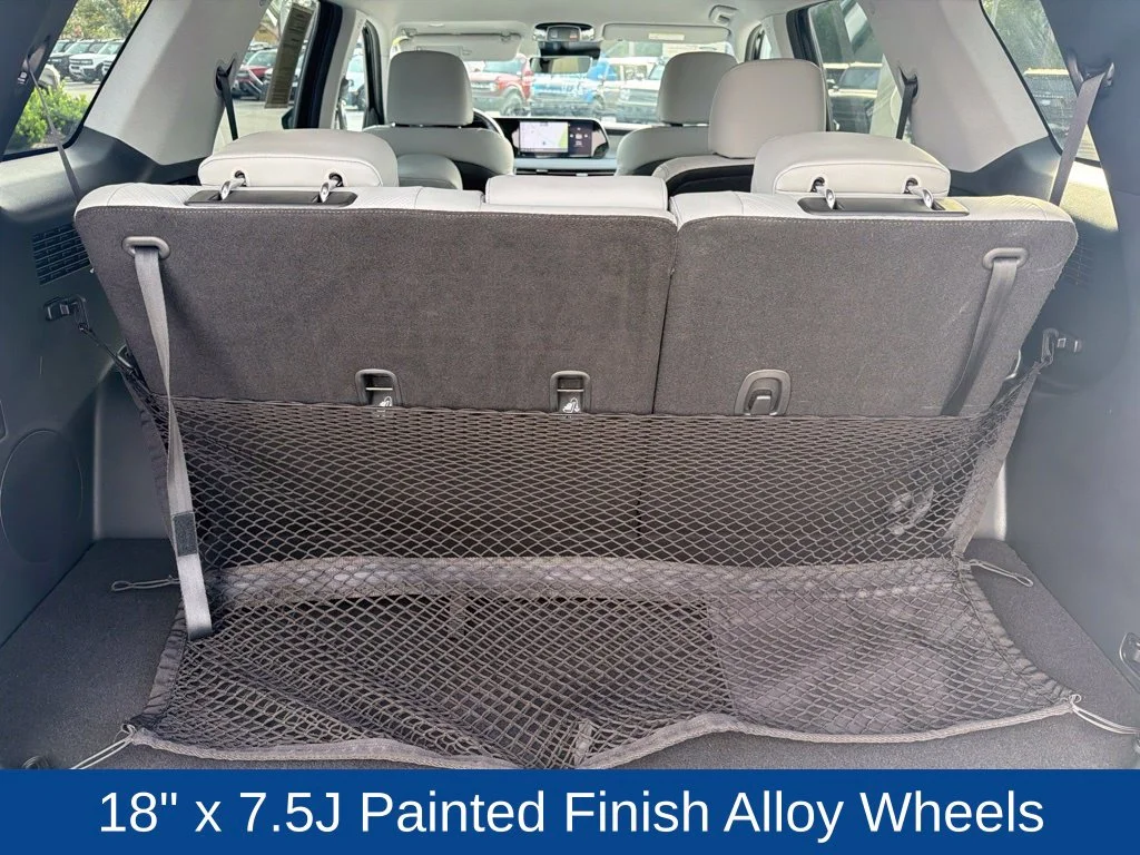 Certified Used 2025 Abyss Black Pearl Hyundai SEL image 12