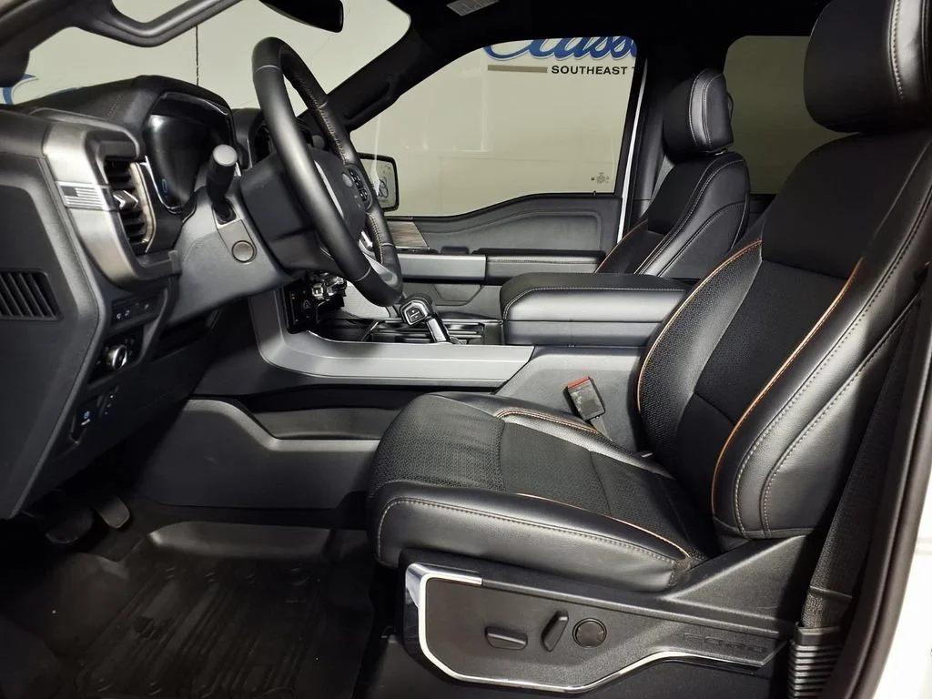 Used 2024 Oxford White Ford LARIAT image 9