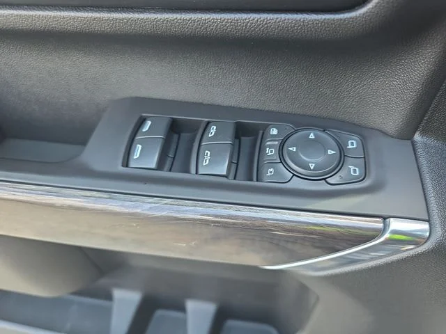 Used 2020 Brown Chevrolet LTZ image 29