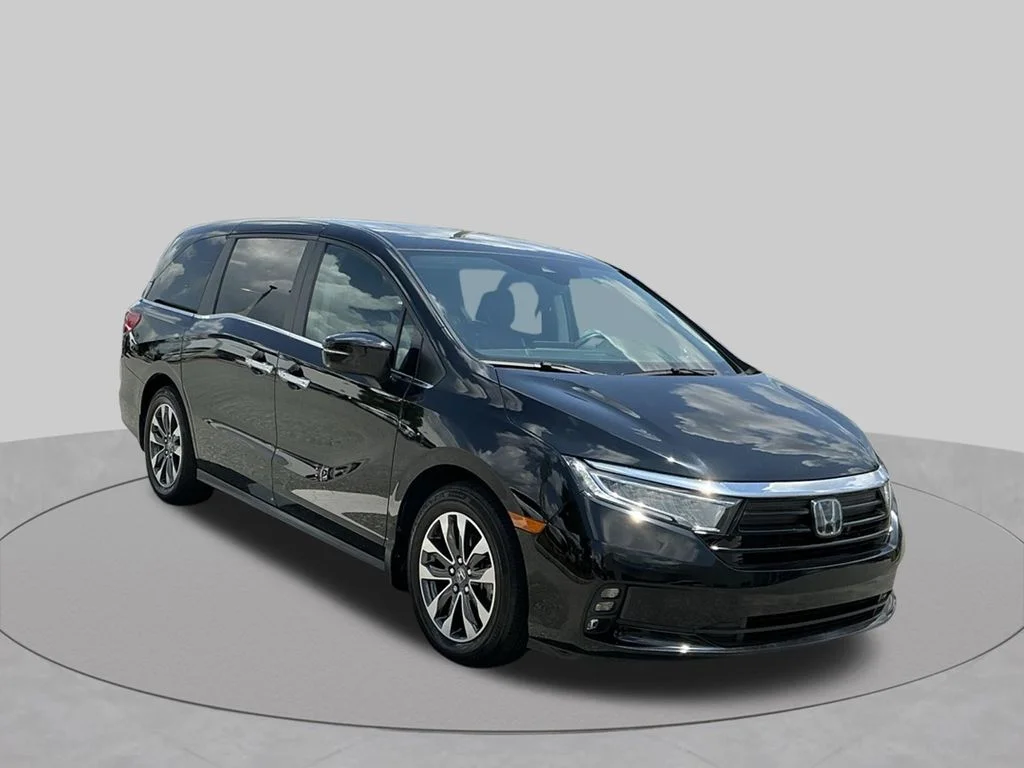 Used 2024  Honda EX-L image 17