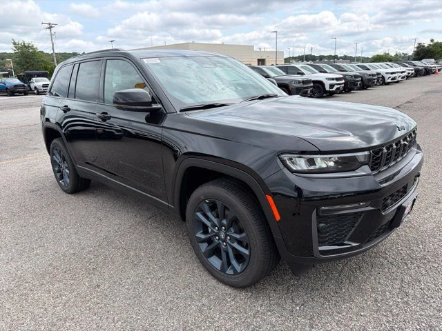New 2026 Black Jeep  image 1
