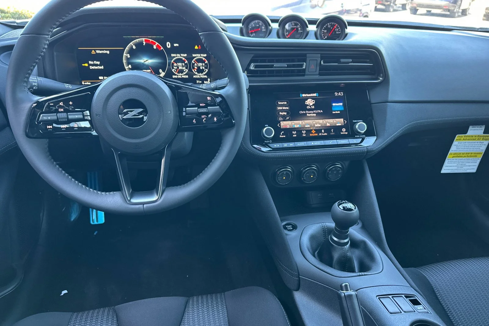 New 2026 Pearl White TriCoat / Super Black Two-tone Nissan Sport image 12