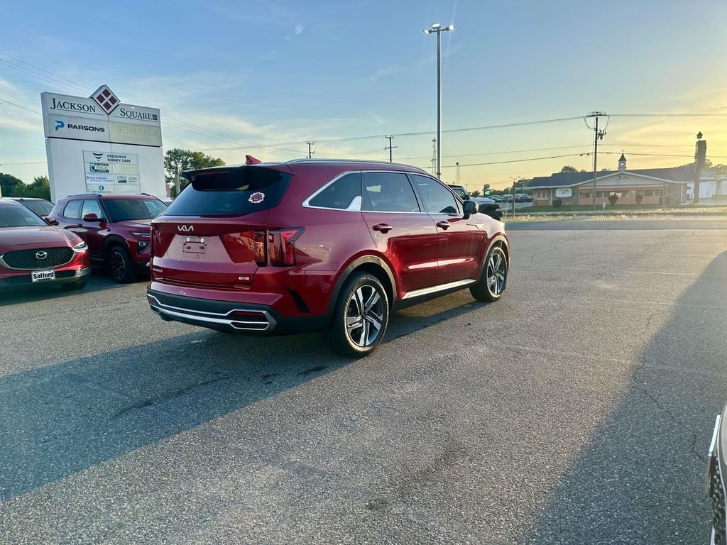 Used 2023 Red Kia EX image 6