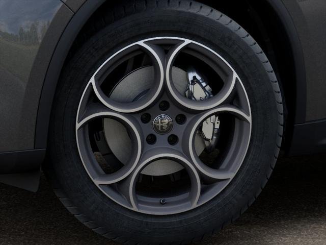 New 2025 Vesuvio Gray Metallic Exterior Paint Alfa Romeo  image 52