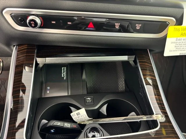 New 2026 Mineral White Metallic BMW xDrive40i image 29