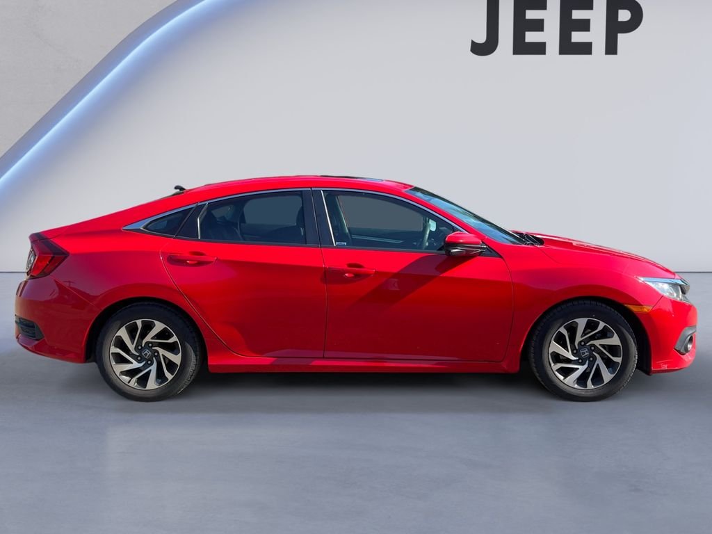 Used 2016 Red Honda EX image 5