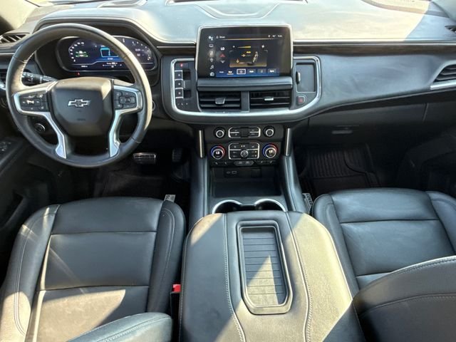 Used 2022 Black Chevrolet Z71 image 11