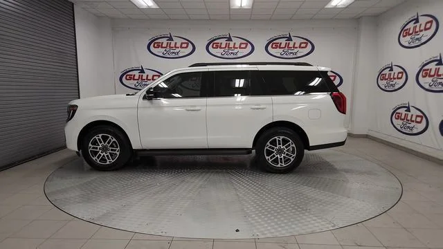 New 2026 Star White Metallic Tri-Coat Ford Active image 8