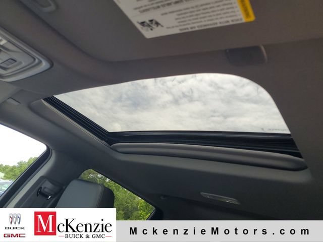 2026 GMC Sierra 1500 SLT - Photo 10