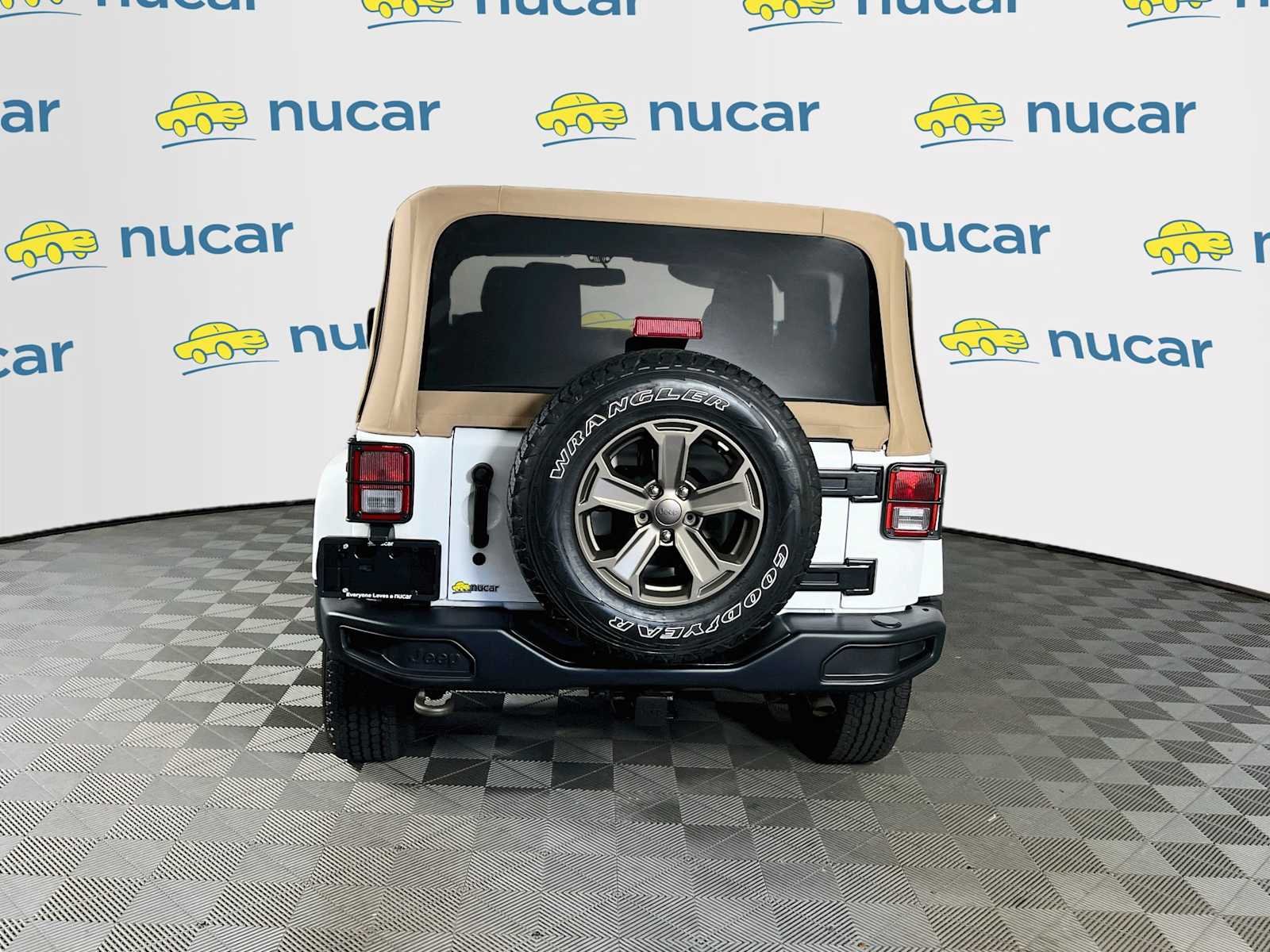 Used 2018 Bright White Clearcoat Jeep Golden Eagle image 6