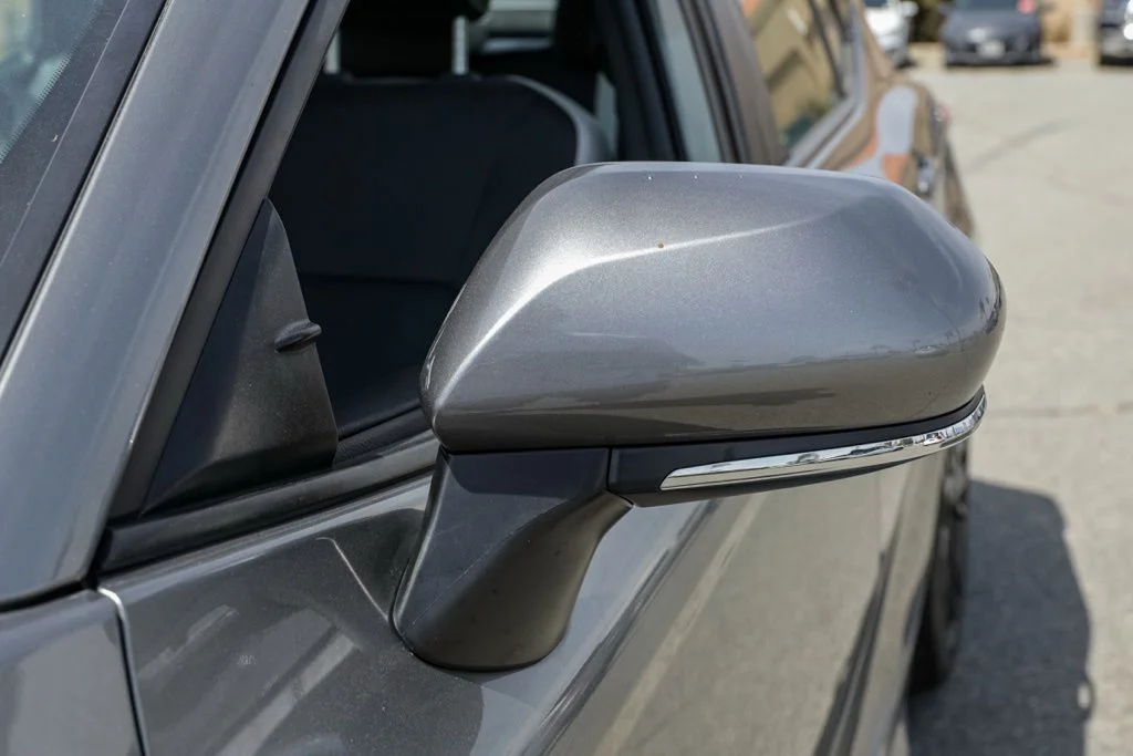 Used 2025  Toyota SE image 12