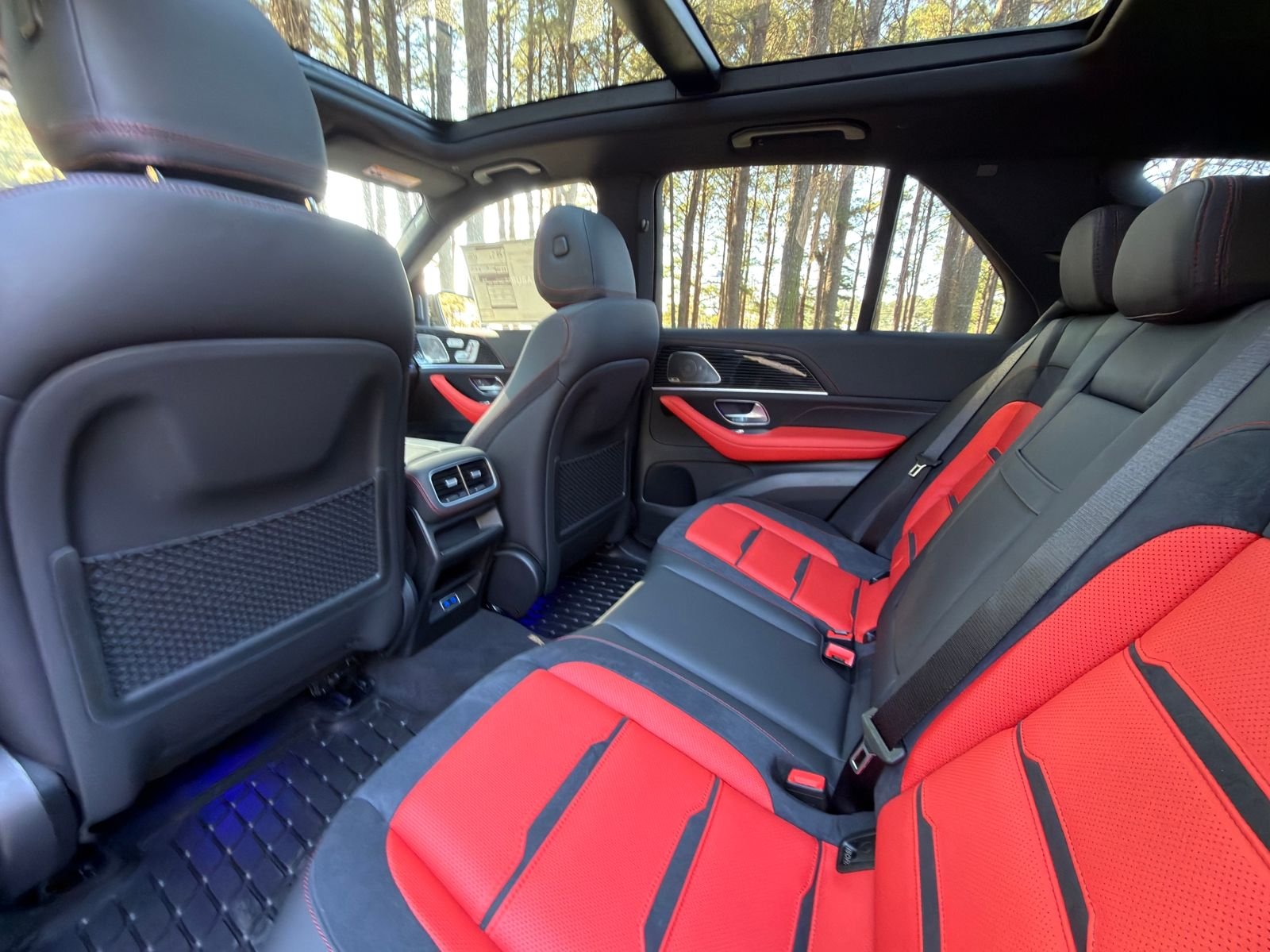 New 2026 Cirrus Silver Metallic Mercedes-Benz GLE 53 AMG® image 15