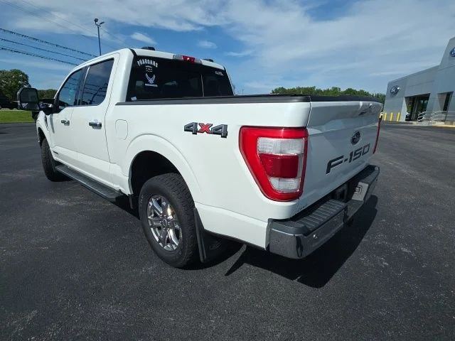 Used 2021 White Metallic Ford Lariat image 7