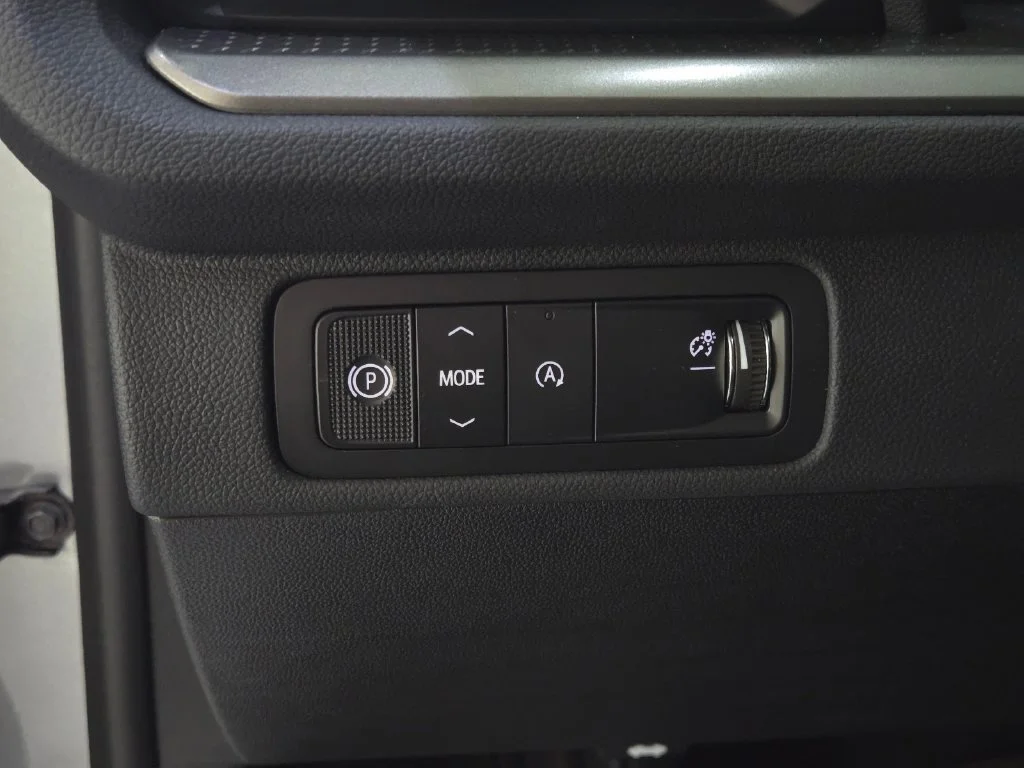 2027 Chevrolet Traverse LT - Photo 27