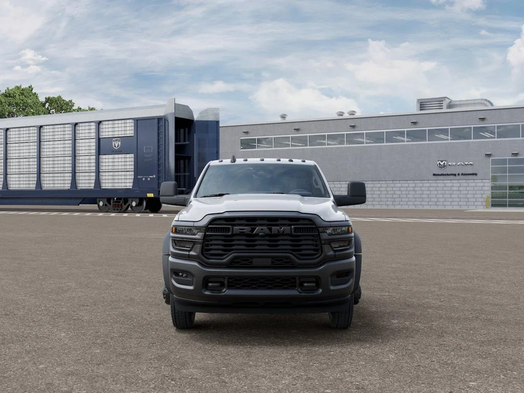 New 2026 Bright White Clear-Coat Exterior Paint RAM Tradesman image 6