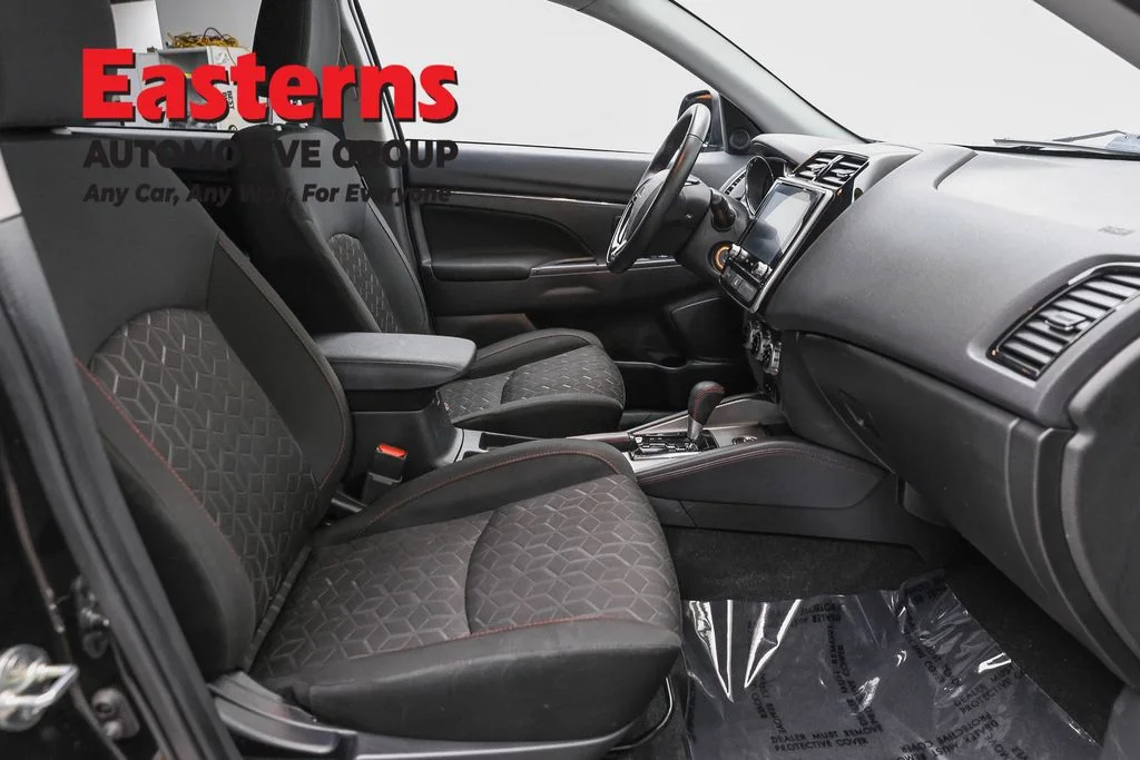 Used 2025 Black Mitsubishi 2.0 LE image 24