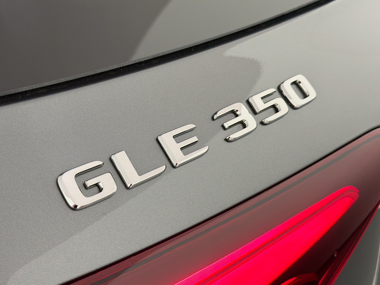 New 2026 Selenite Grey Metallic Mercedes-Benz GLE 350 4MATIC® SUV image 8