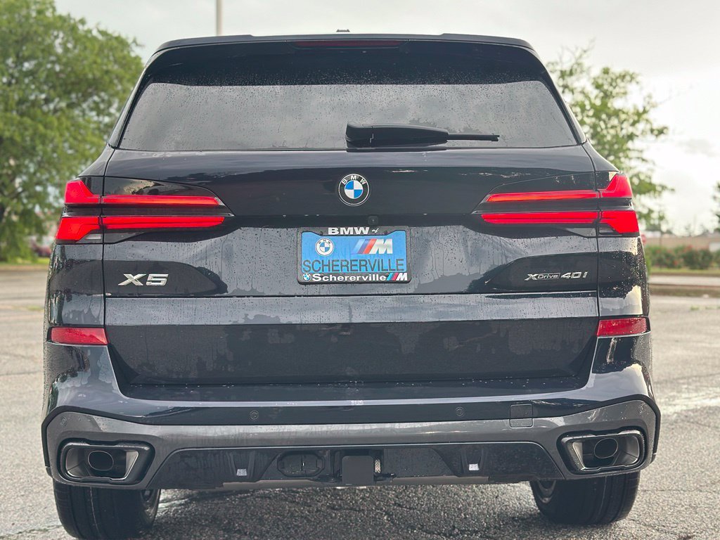 New 2026 Carbon Black Metallic BMW xDrive40i image 6