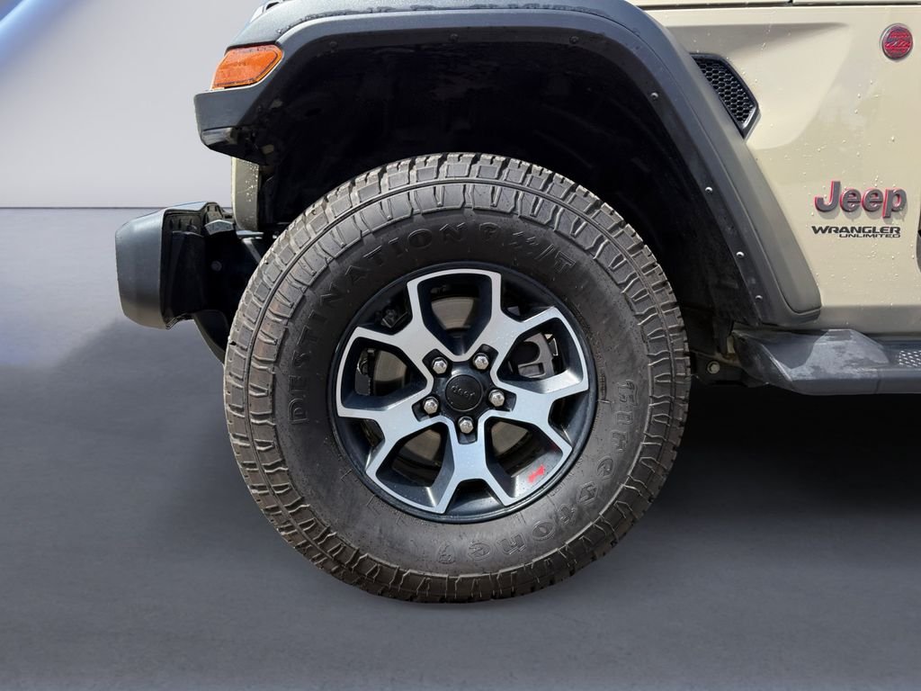 Used 2022 Beige Jeep Unlimited Rubicon image 11
