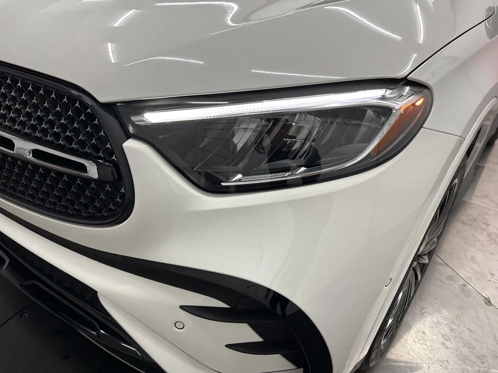 Used 2026 White Mercedes-Benz GLC 300 image 30