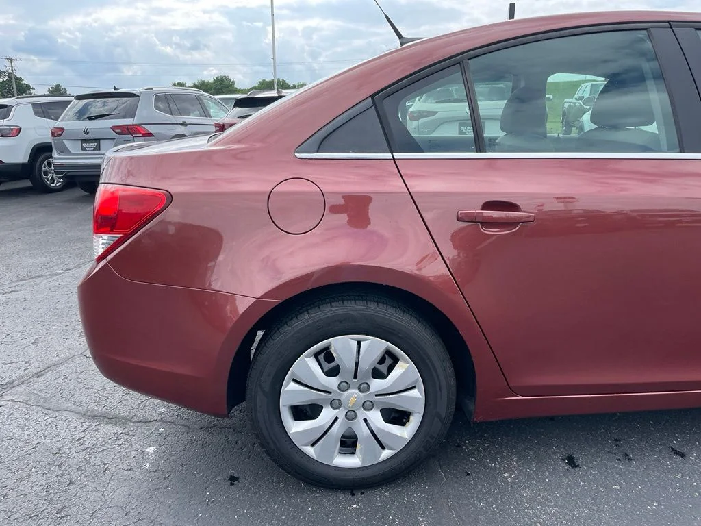 Used 2012 Autumn Metallic Chevrolet LS image 30