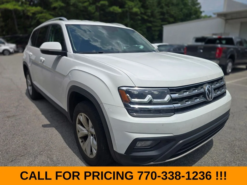 Used 2018 White Volkswagen 3.6L V6 SE image 1