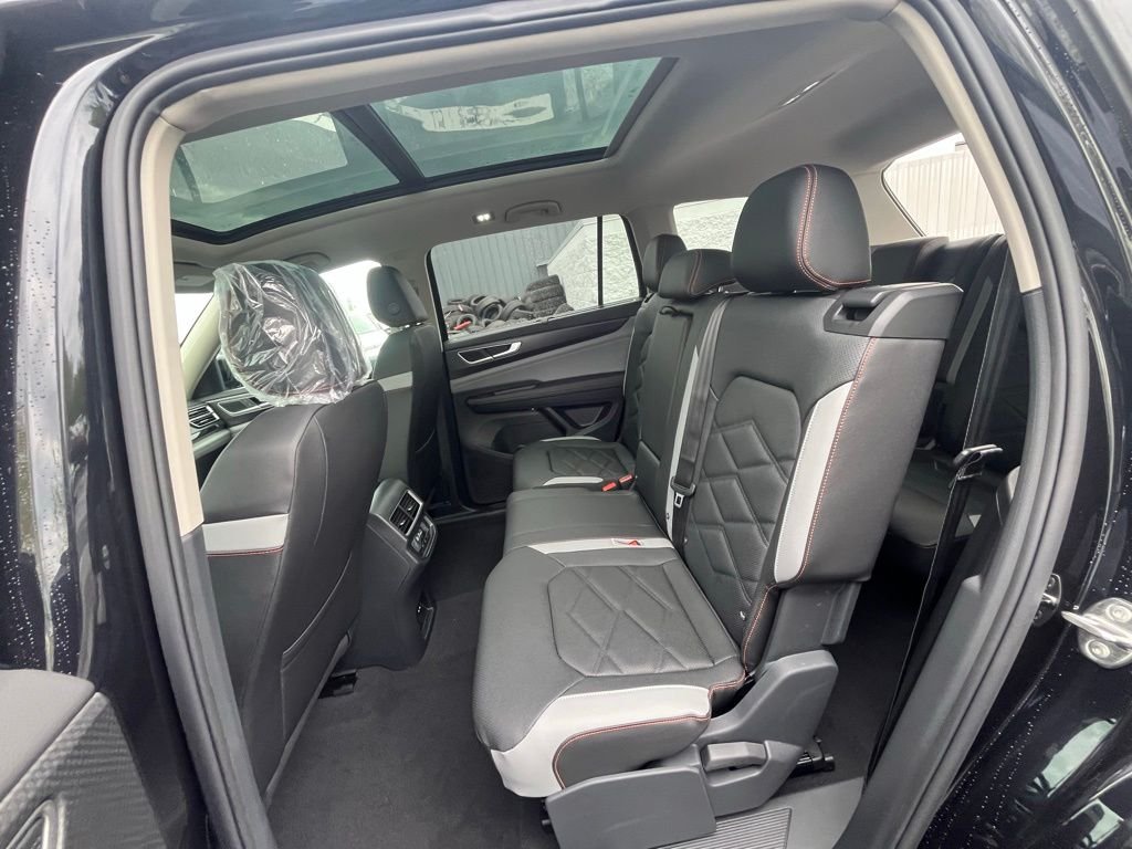 New 2026 Black Volkswagen 2.0T Peak Edition image 22