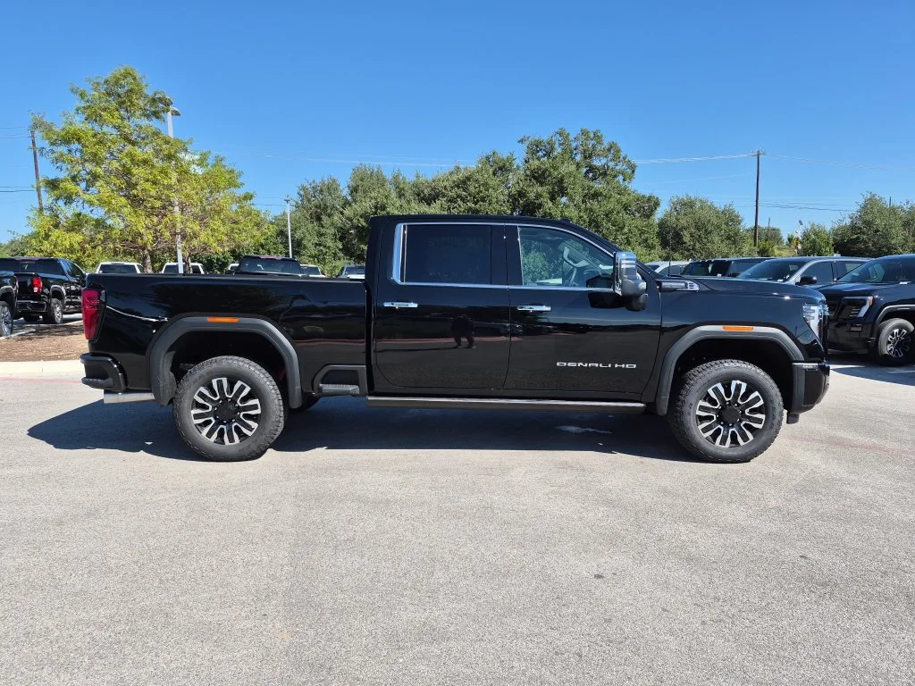 New 2026 GMC Sierra 2500 HD Denali Ultimate, photo 11