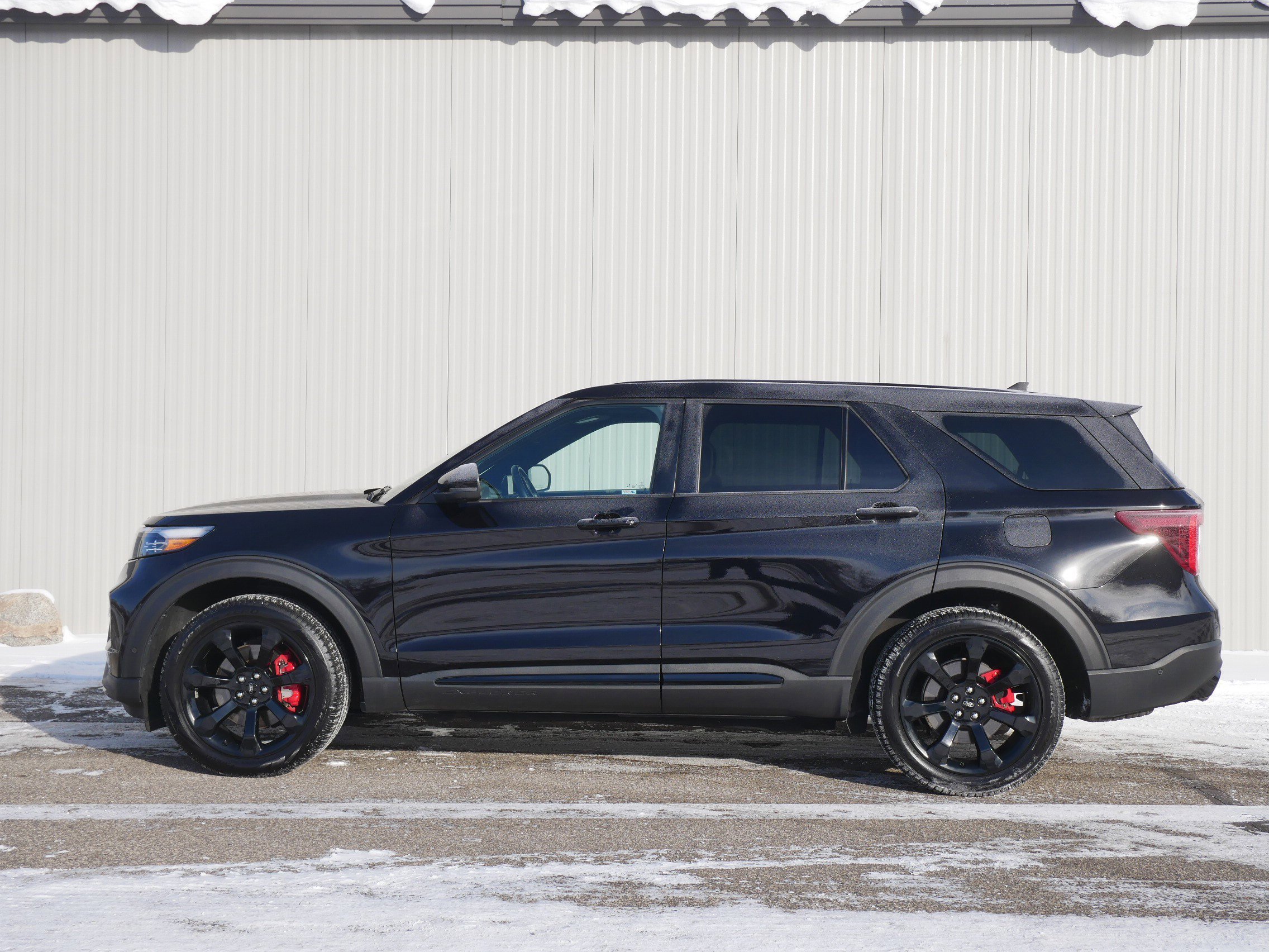 Used 2021 Ford Explorer ST with VIN 1FM5K8GC4MGA05418 for sale in Hastings, Minnesota