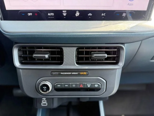 New 2026 Space White Metallic Ford XL image 24