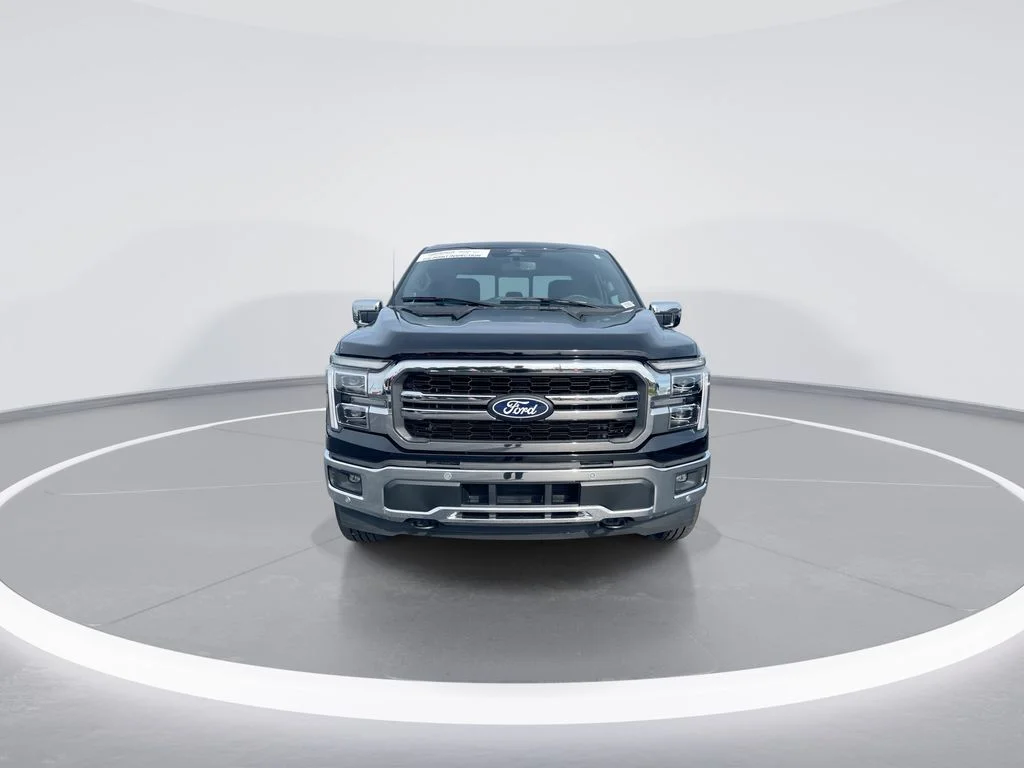Used 2025 Black Ford Lariat image 3