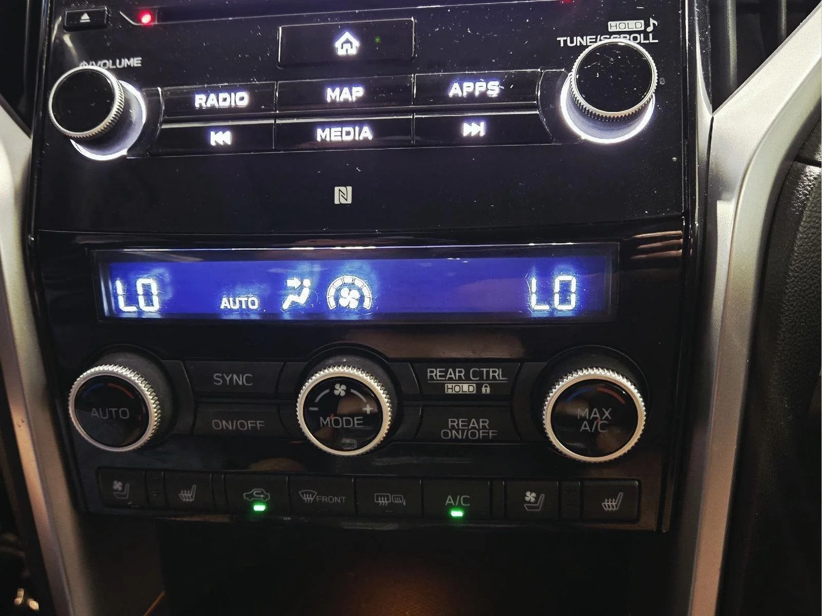 Used 2020 Crystal Black Silica Subaru Touring image 22