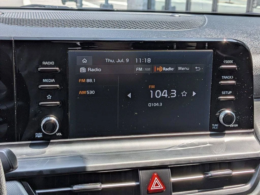 Used 2024 White Kia LX image 17