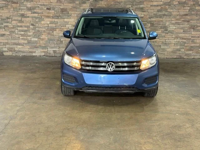 Used 2017 Volkswagen Tiguan Wolfsburg Edition with VIN WVGRV7AXXHK007417 for sale in Mattoon, IL