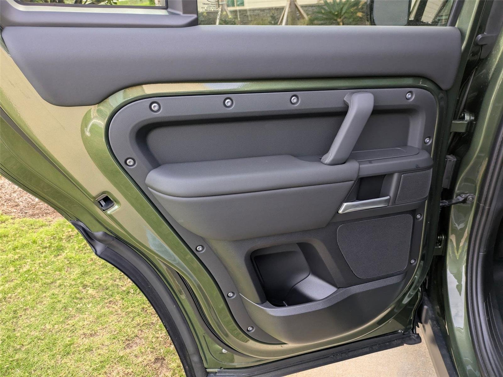 Used 2026 Woolstone Green Metallic Land Rover X-Dynamic SE image 26