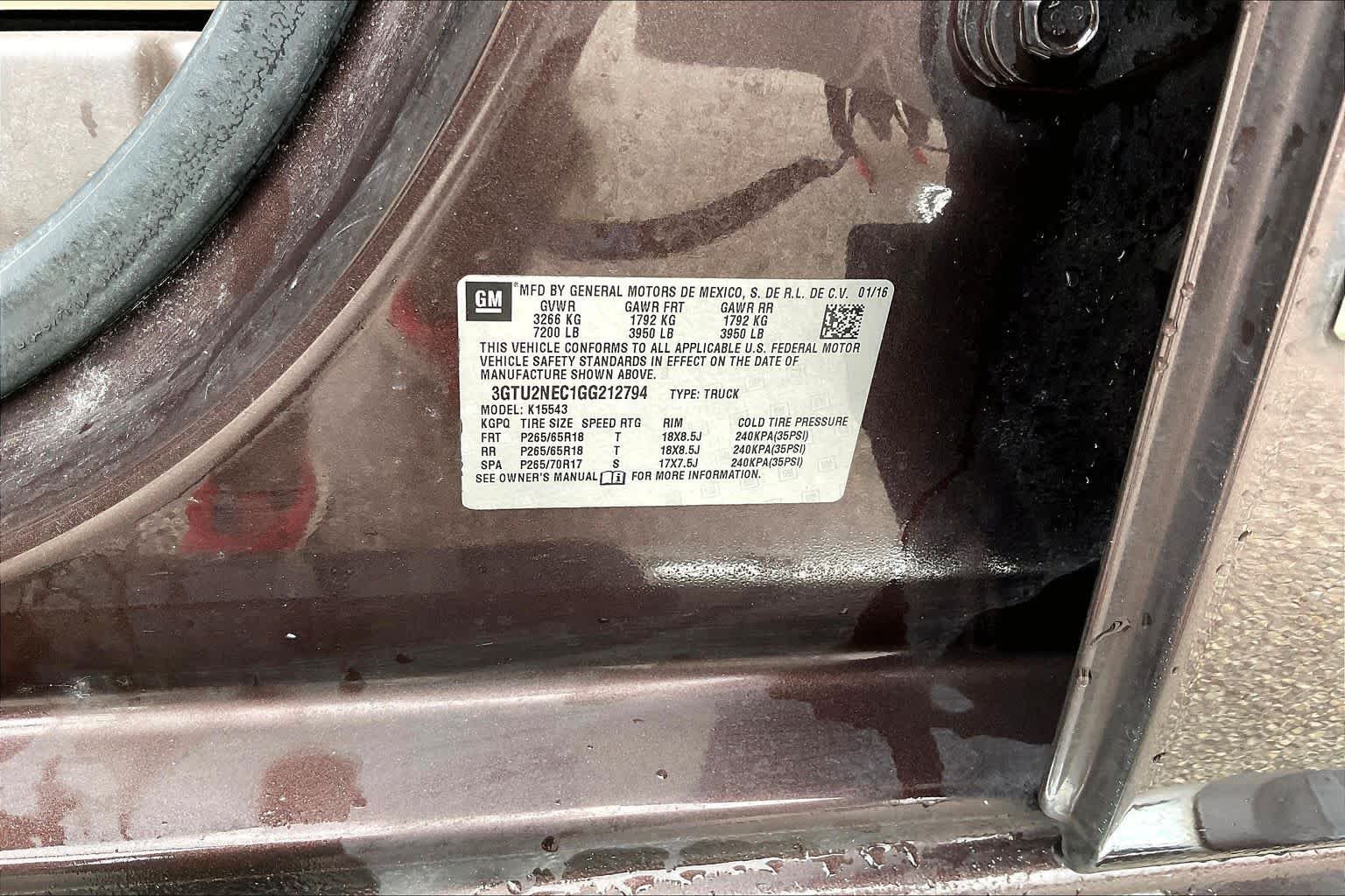 Used 2016 MAHOGANY METALLIC GMC SLT image 34