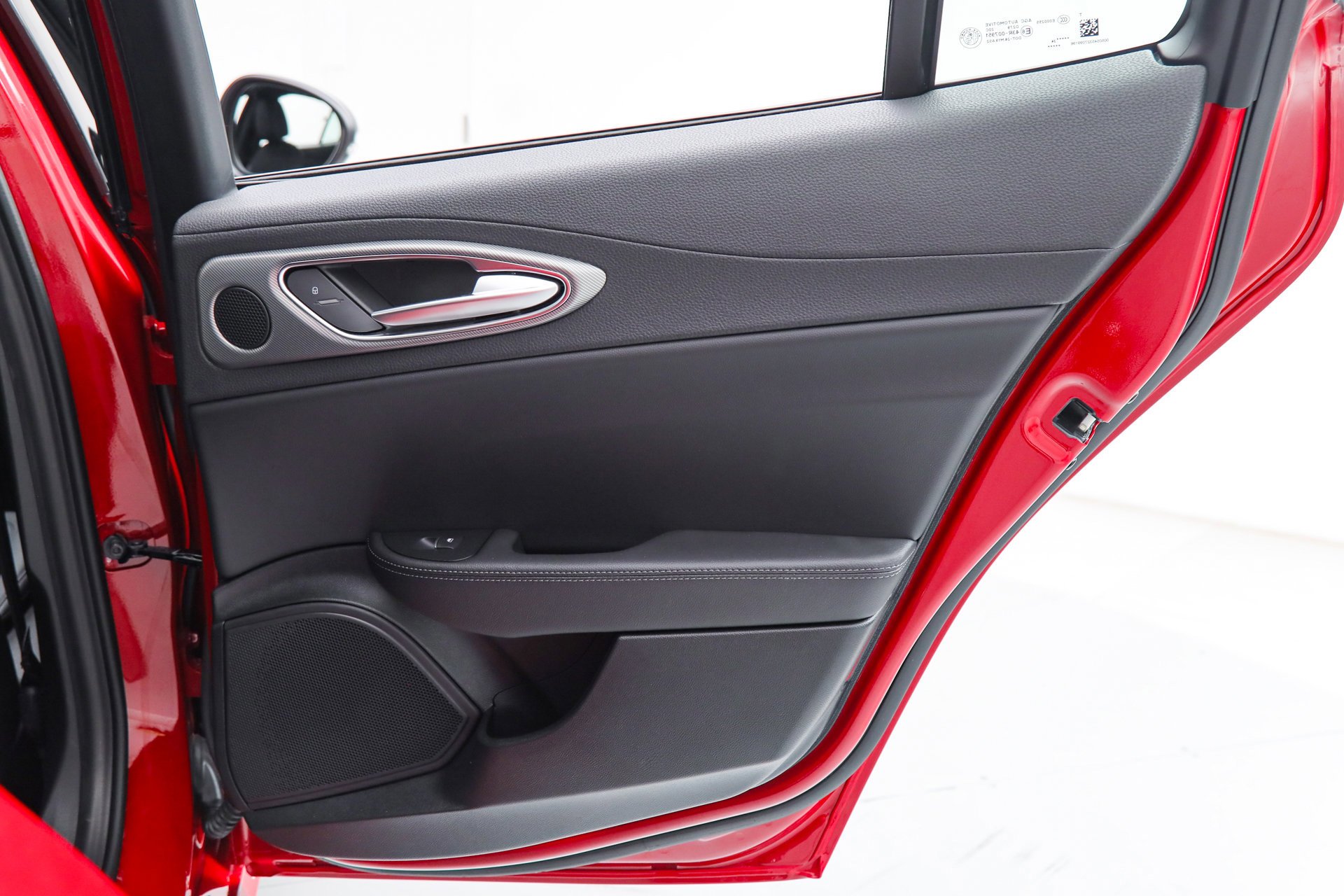 2025 Alfa Romeo Giulia Base - Photo 15