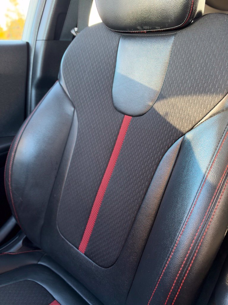Used 2019 Chalk White Hyundai Turbo image 32