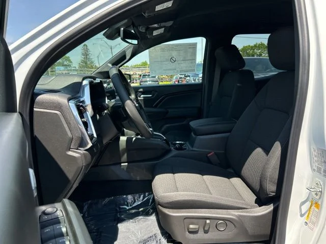 New 2026 Summit White GMC Elevation image 22