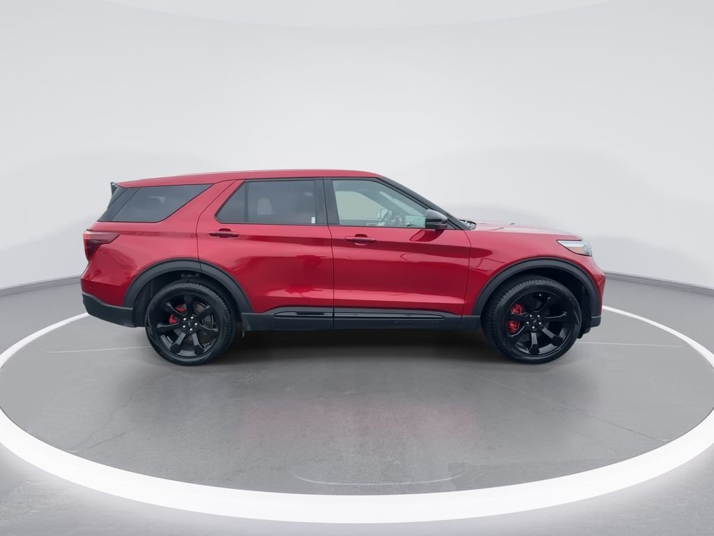 2022 Ford Explorer ST - Photo 9