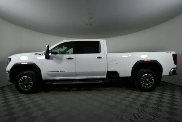 2024 GMC Sierra 3500HD SLT - Photo 16
