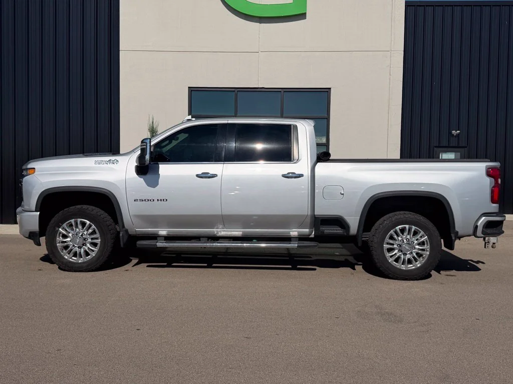 Used 2020 Silver Chevrolet High Country image 2