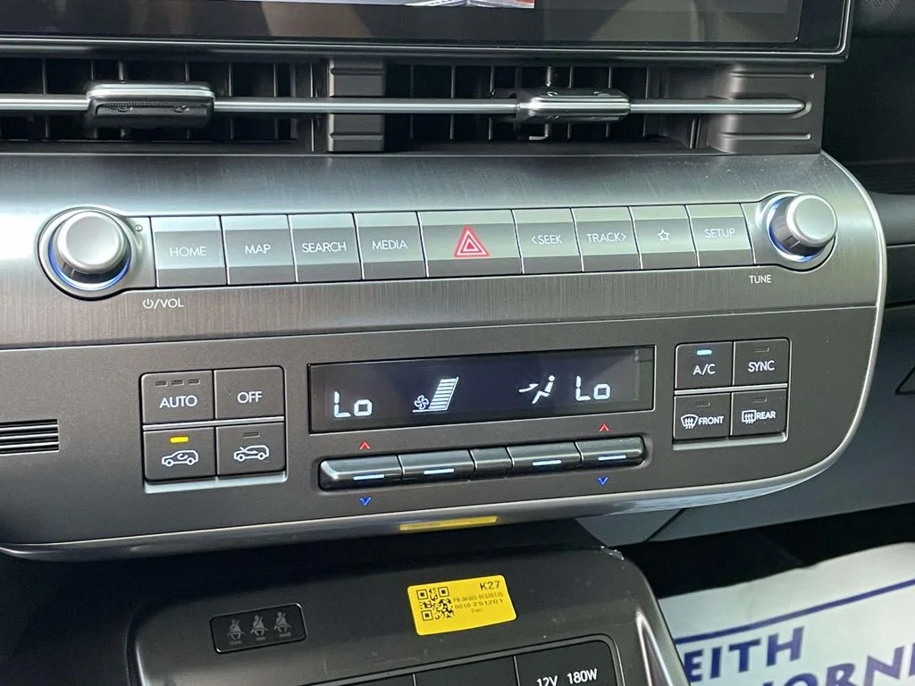 Used 2026 Red Hyundai SEL Premium image 26