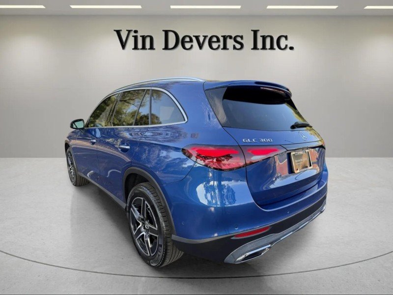 Used 2026 Starling Blue Metallic Mercedes-Benz GLC 300 image 7