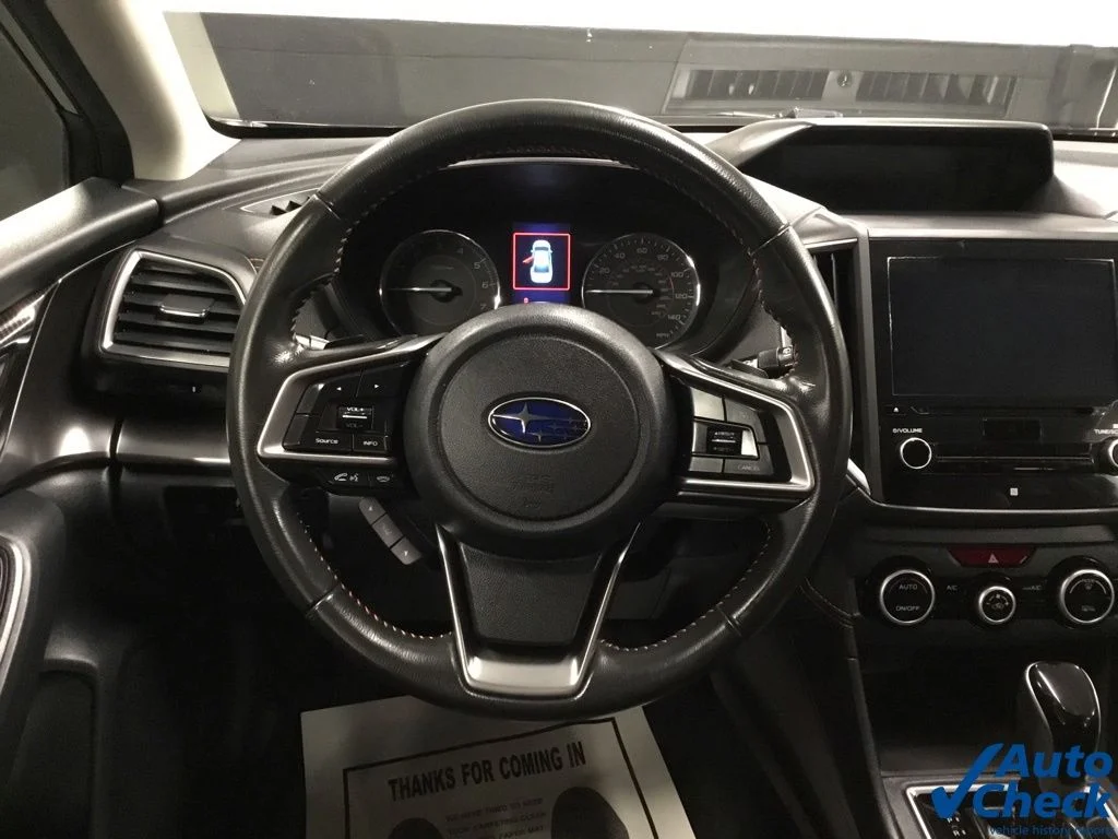 Used 2018 Gray Subaru 2.0i Limited image 38