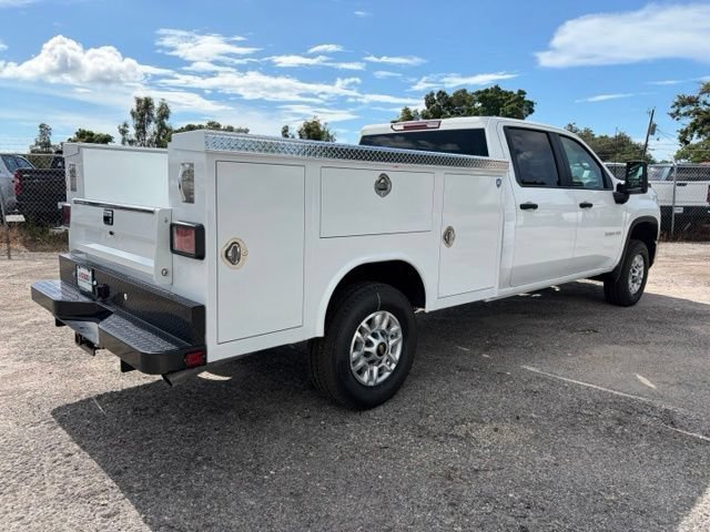 New 2026 Summit White Chevrolet WT image 6