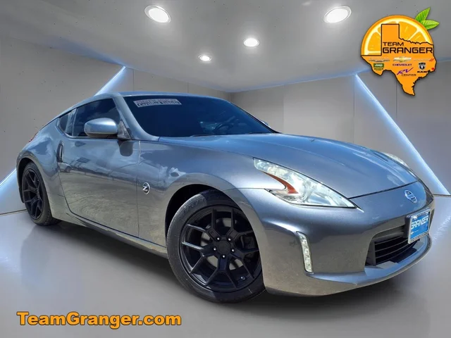 Pre-Owned 2013 Nissan 370Z Base RWD 2D Coupe