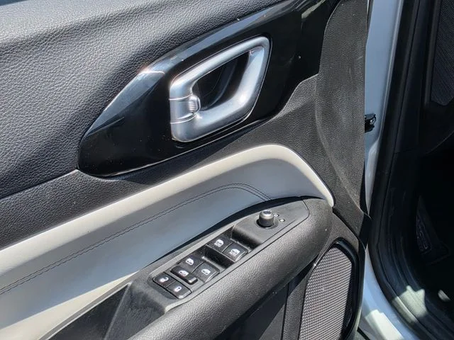 2025 Jeep Compass Limited - Photo 19