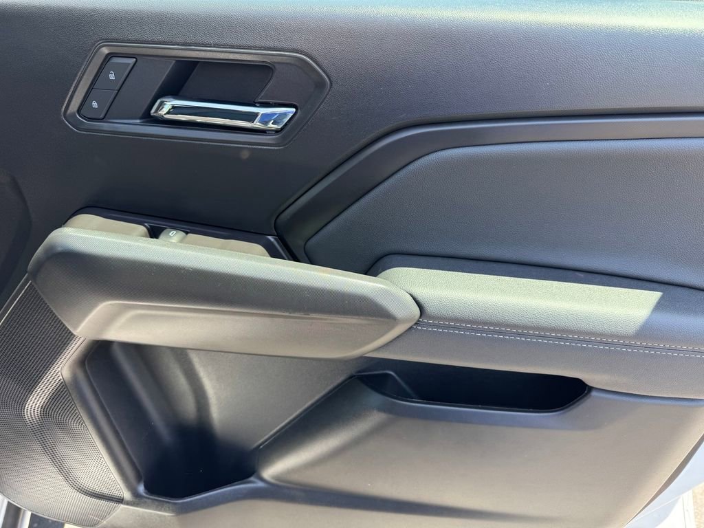 New 2025 Summit White Chevrolet WT/LT image 9