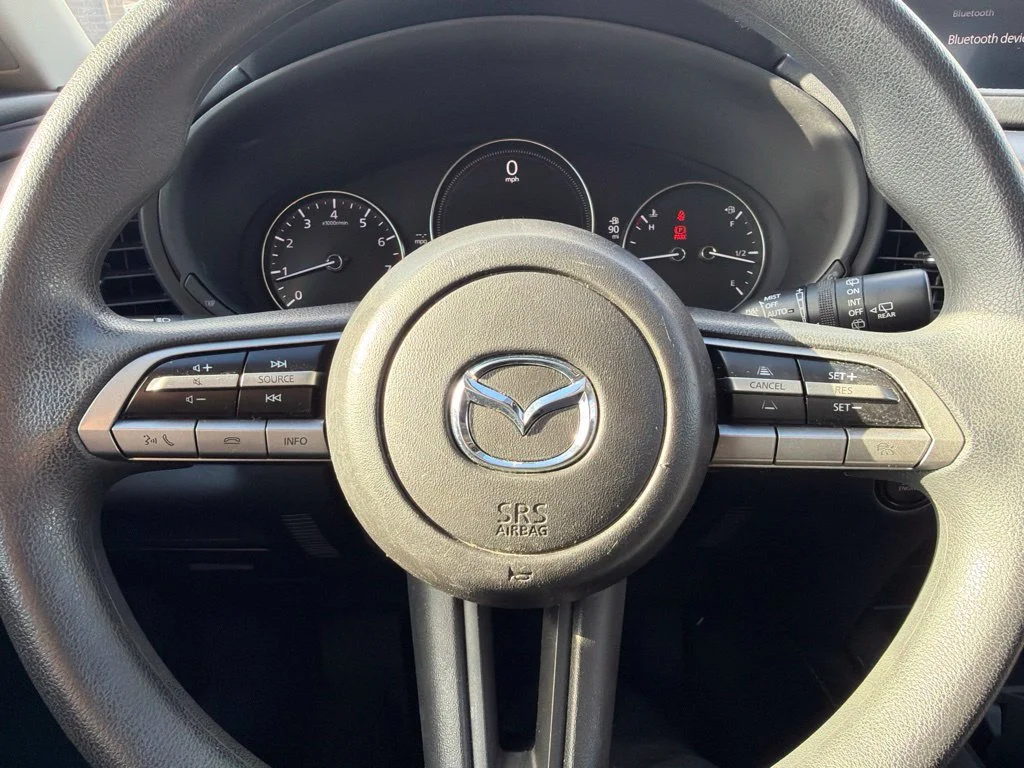Used 2022 White Mazda 2.5 S image 17